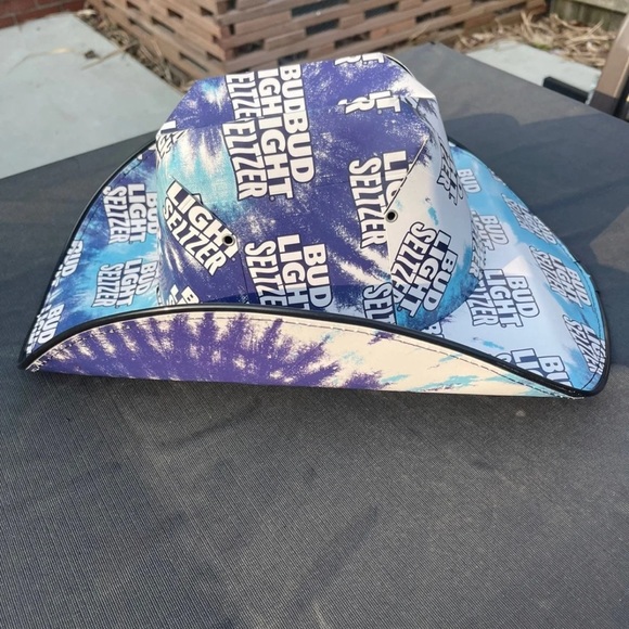 Bud Light Seltzer Blue Tie Dye Cowboy Hat - Picture 6 of 6